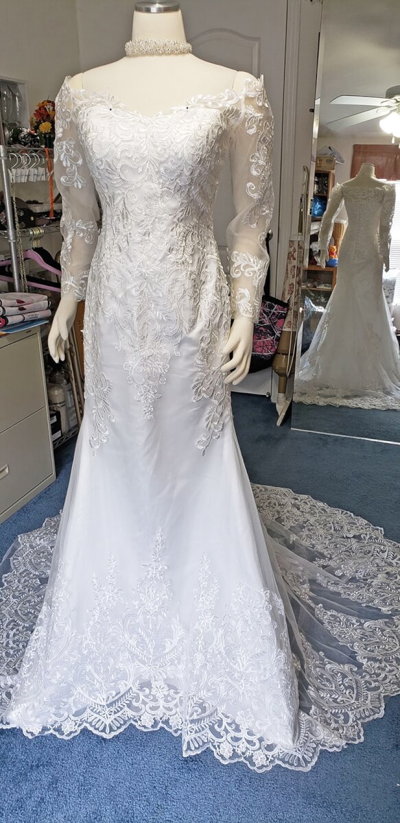 Kiana Wedding Dress Size 10 - A Touch of Camo