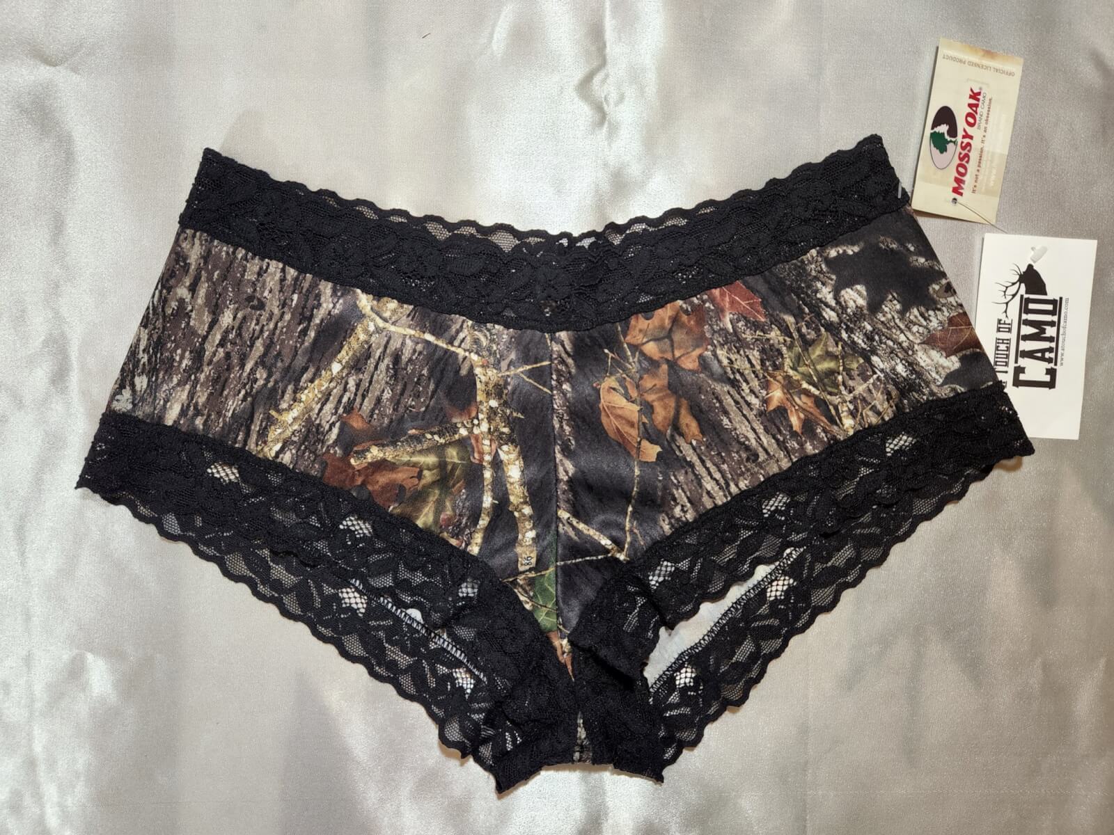 Lace Trimmed Boy Short Panty in Mossy Oak Camo Size M - A Touch of
