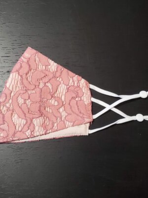 Lace Face Mask in Dusty Pink/Vintage Rose